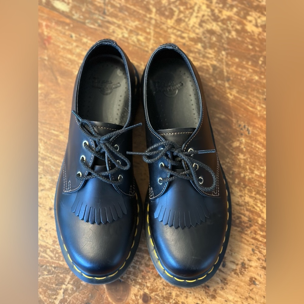 Dr. Doc Martens Abruzzo Loafers 7 7M Black, Waterproof, Kiltie, 1461